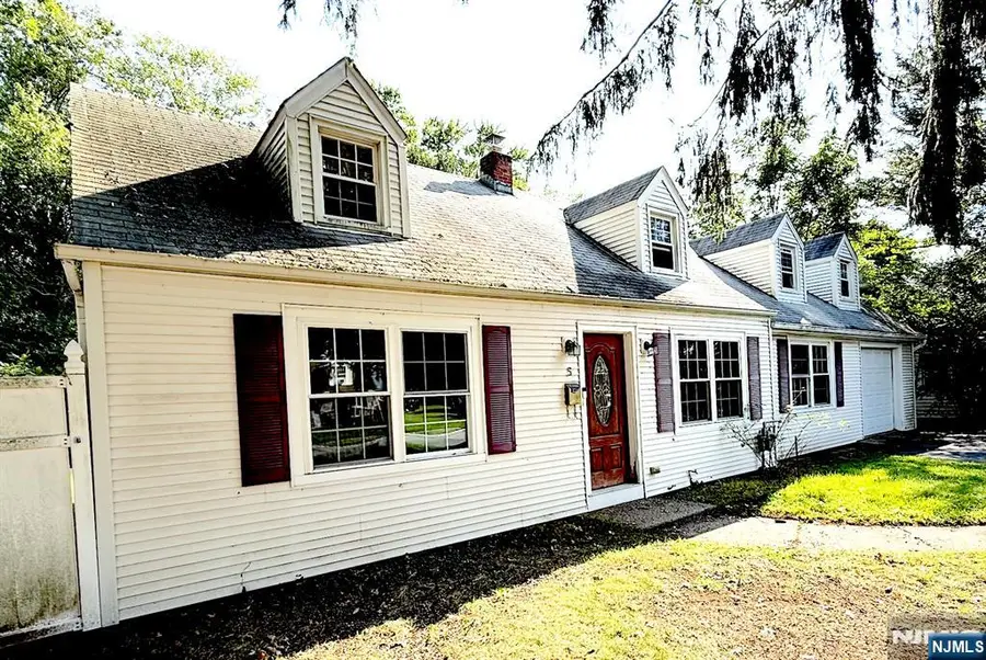 5 Brookside Avenue, Pequannock, NJ 07444 - #2