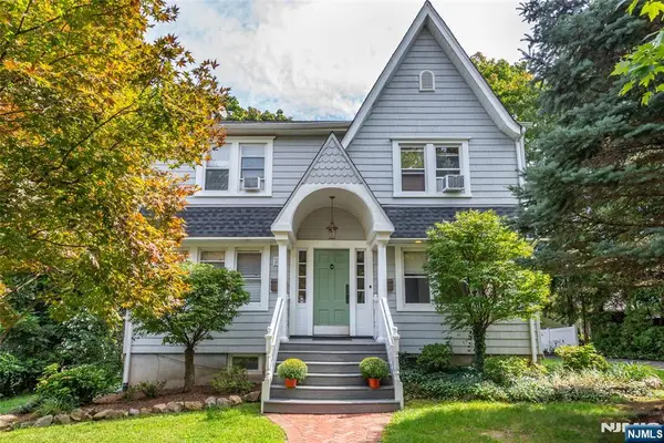 241 Hope Street, Ridgewood, NJ 07450