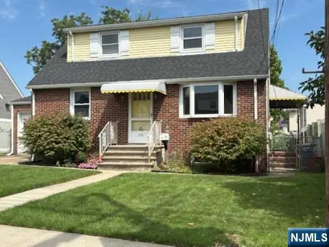 218 Pandolfi Avenue, Secaucus, NJ 07094