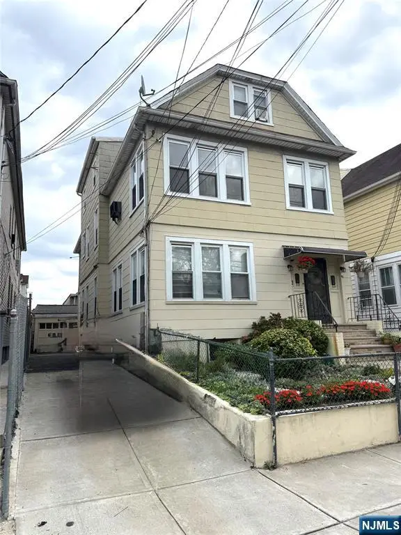 413 26th Street, Paterson, NJ 07514 - #2