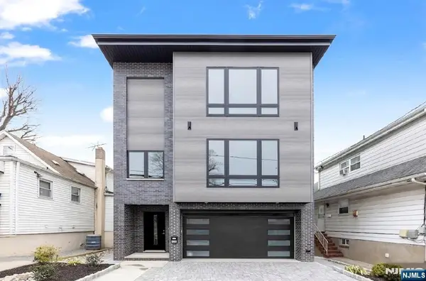 428 Lafayette Avenue, Cliffside Park, NJ 07010
