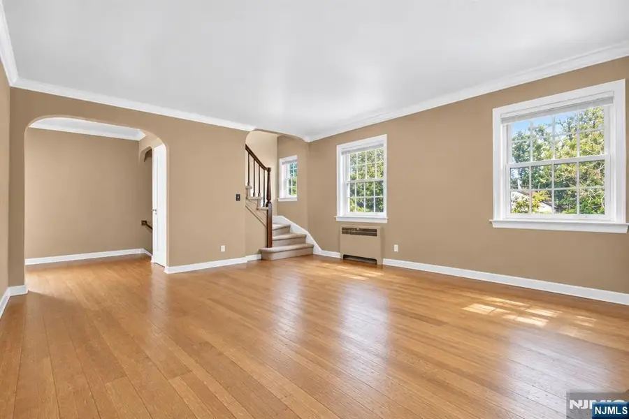 185 E Palisade Avenue D11B, Englewood, NJ 07631 - #2