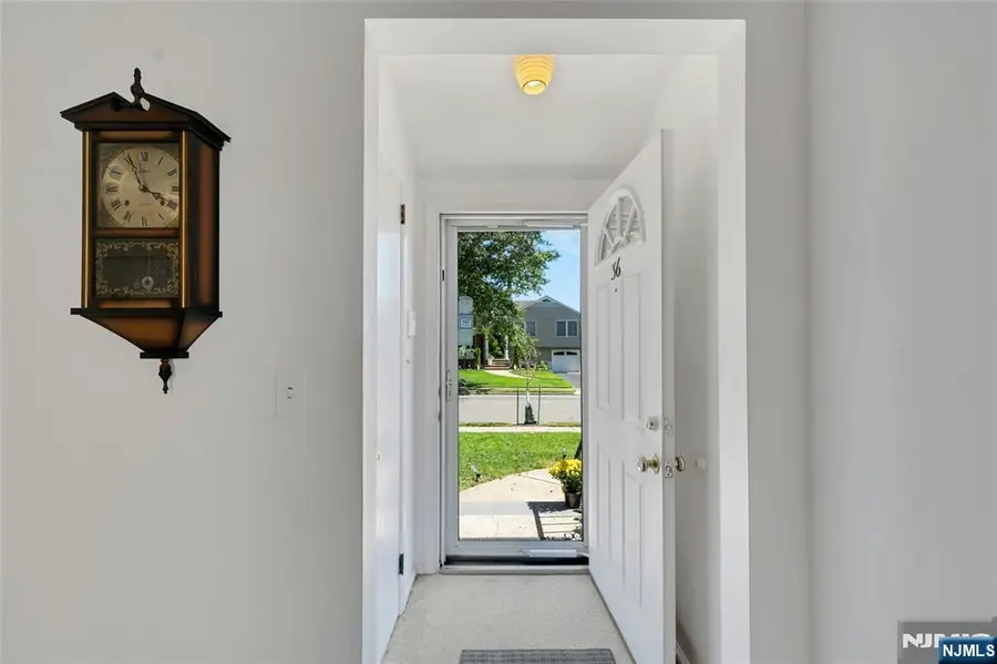36 Hirschfeld Place, New Milford, NJ 07646 - #3