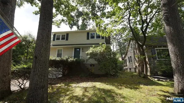 163 Chestnut Drive, Wayne, NJ 07470
