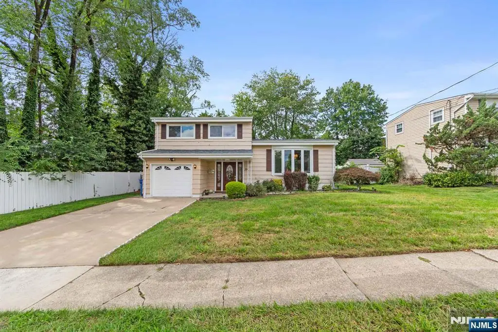 39 Hastings Road, Old Bridge, NJ 08857 - #1