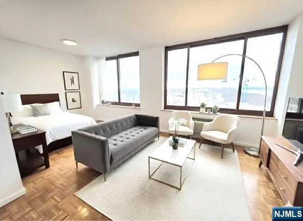 Address Withheld By Seller, Fort Lee, NJ 07024 - #1