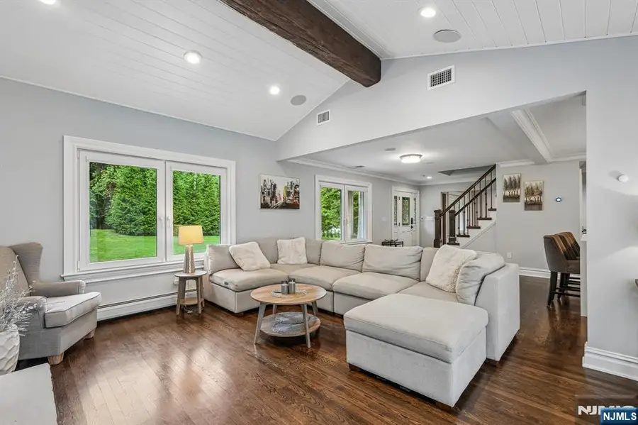 689 Colonial Road, Franklin Lakes, NJ 07417 - #2