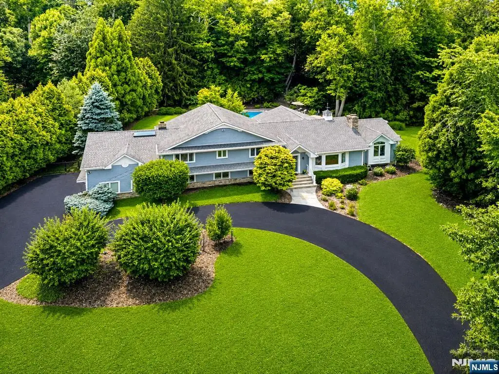 9 Pinehill Drive, Upper Saddle River, NJ 07458 - #1