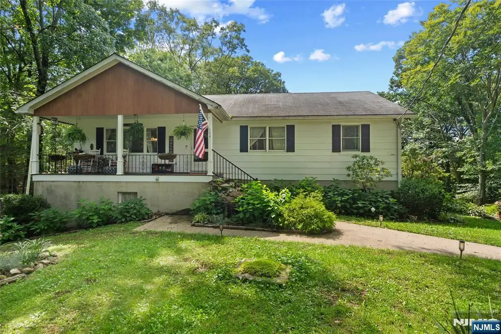 54 Skyview Road, West Milford, NJ 07480 - #1