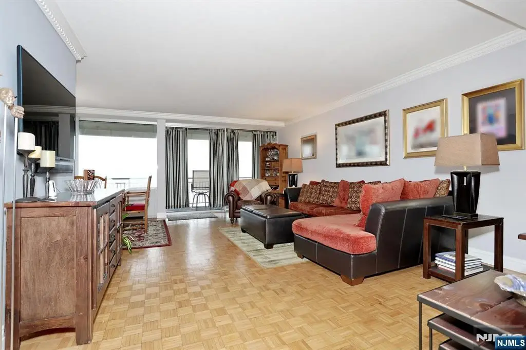4 Horizon Road 815, Fort Lee, NJ 07024 - #1