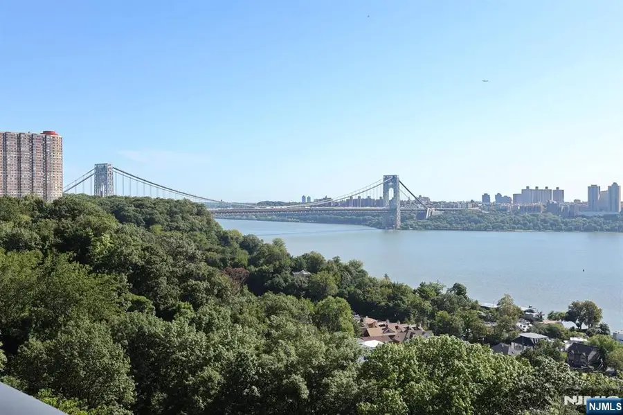4 Horizon Road 815, Fort Lee, NJ 07024 - #2