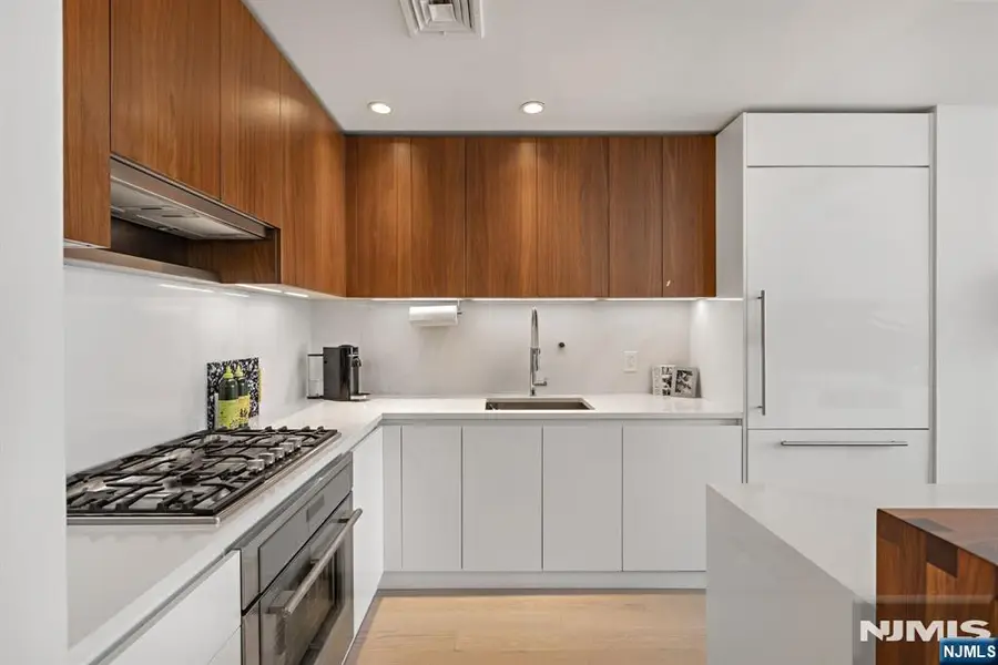 1000 Maxwell Lane PH12G, Hoboken, NJ 07030 - #3