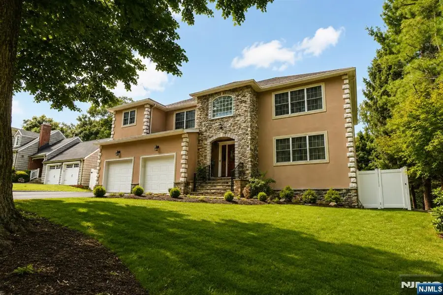 19 Westover Road, Verona, NJ 07044 - #2
