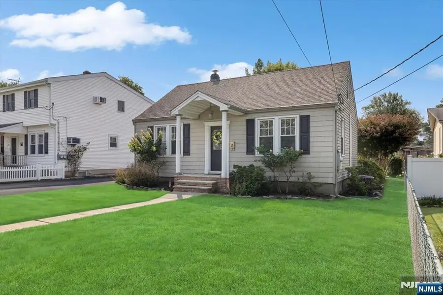 81 Locust Avenue, Emerson, NJ 07630 - #2
