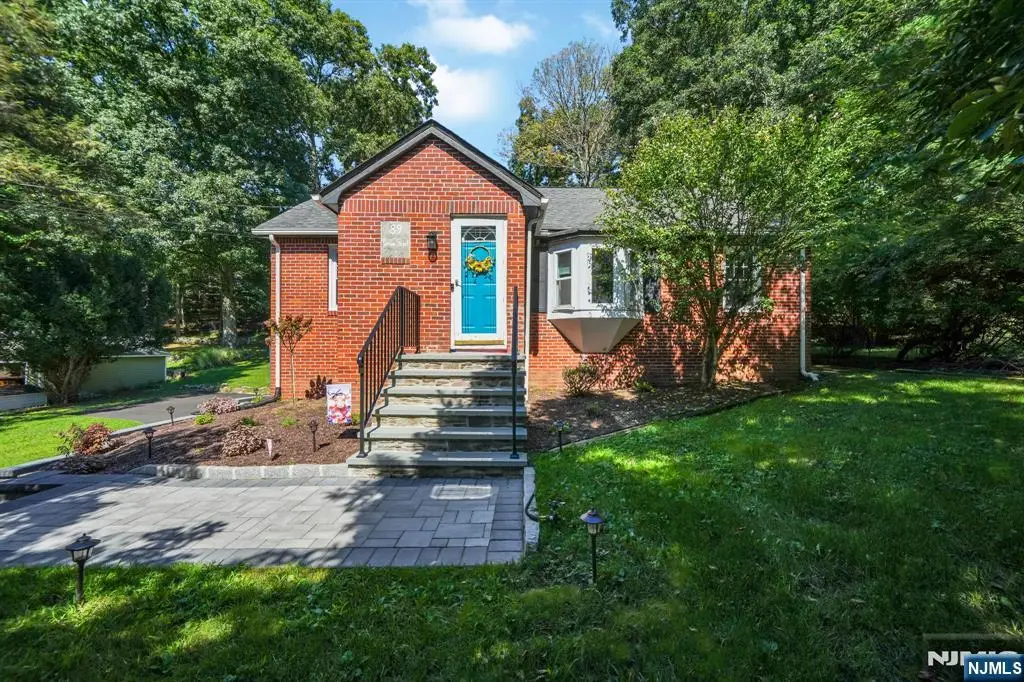 89 Grove Street, Oakland, NJ 07436 - #1