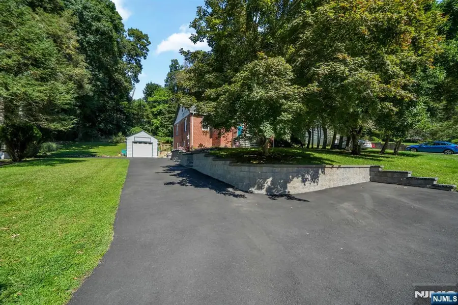 89 Grove Street, Oakland, NJ 07436 - #3