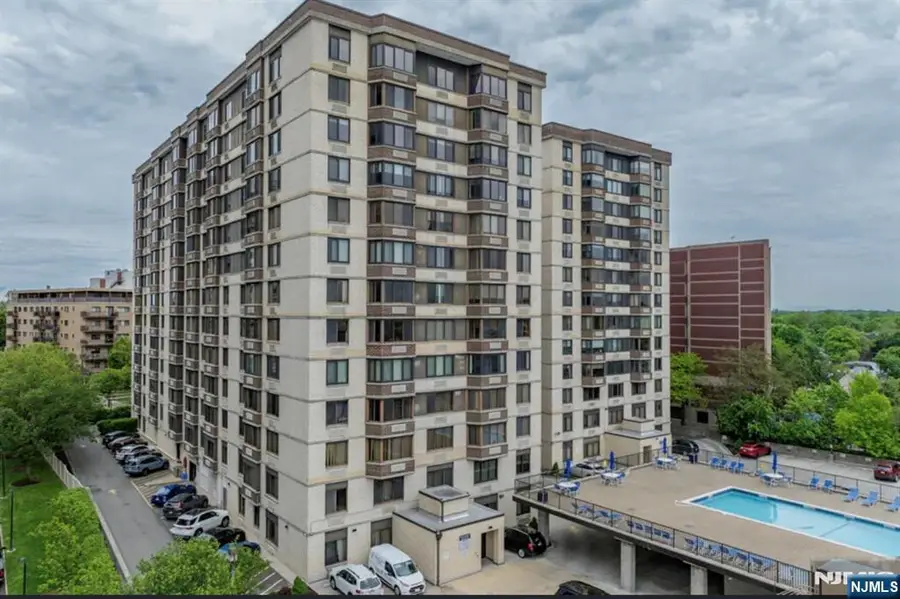 326 Prospect Avenue 11G, Hackensack, NJ 07601 - #2