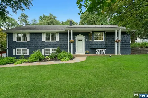 561 Bernita Drive, River Vale, NJ 07675