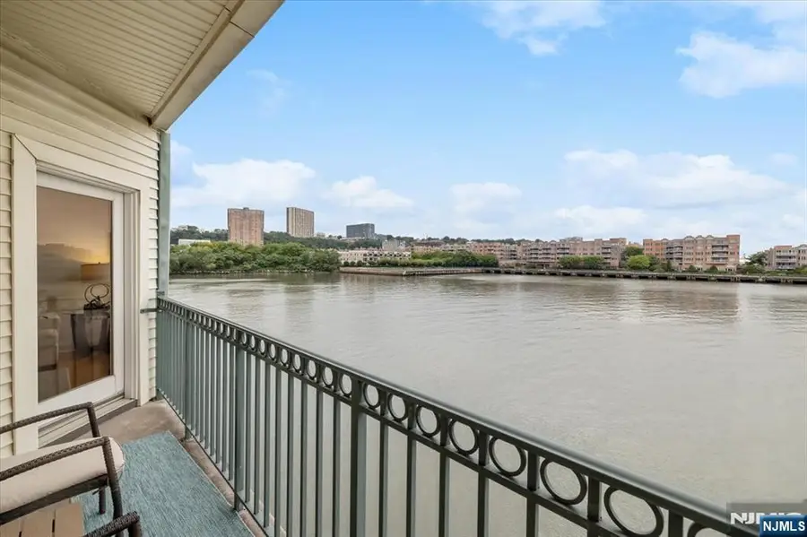 106 The Promenade, Edgewater, NJ 07020 - #3