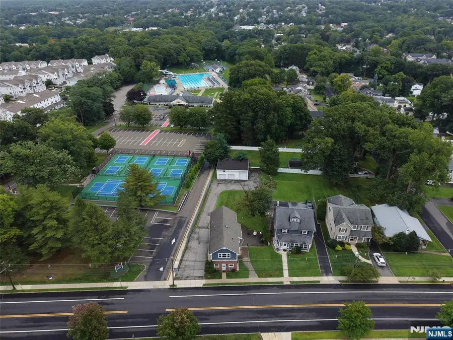 255 Fairview Avenue, Verona, NJ 07044 - #3