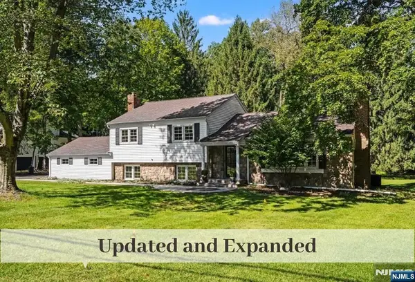 25 Ripplewood Drive, Upper Saddle River, NJ 07458