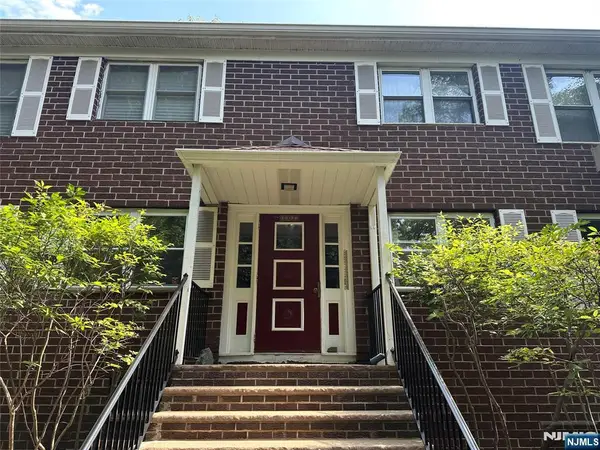 100 Pierson Miller F12, Pompton Lakes, NJ 07442