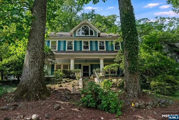 52 Warfield Street, Montclair, NJ 07043