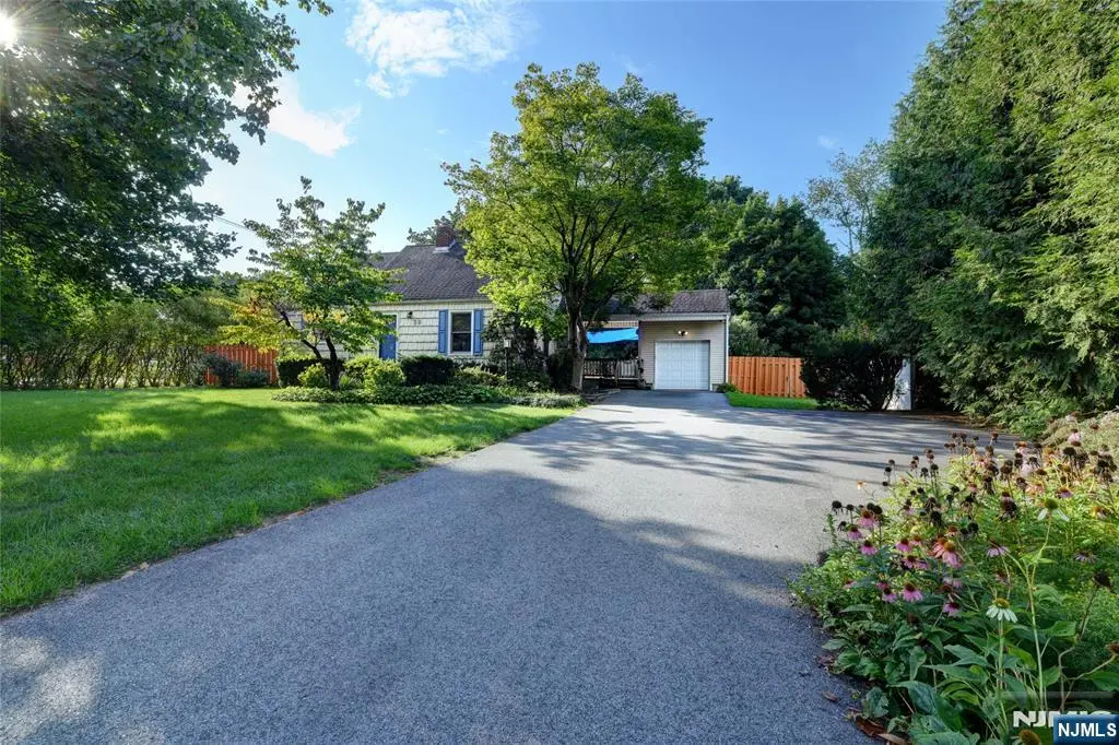 39 Sunset, Pequannock, NJ 07444 - #1