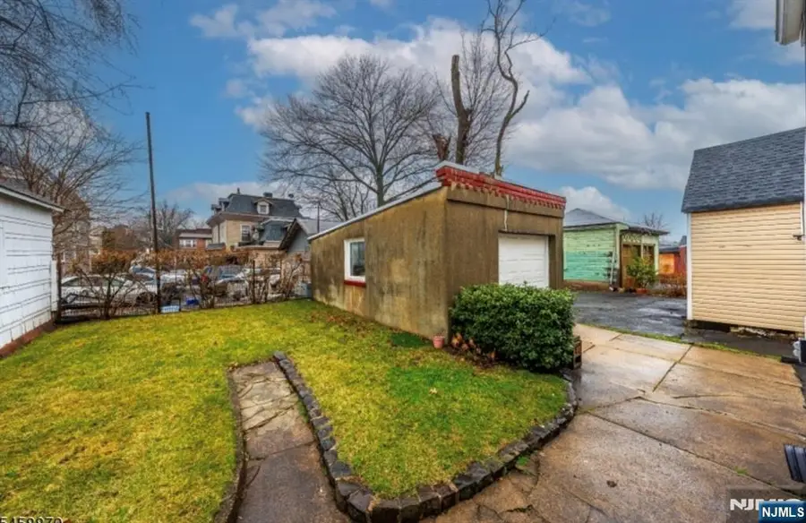 424 Frankfort Street, Orange, NJ 07050 - #3