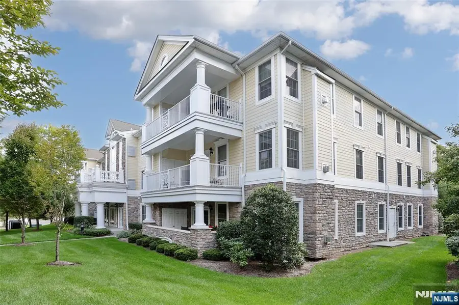 410 Four Seasons Lane, Montvale, NJ 07645 - #2