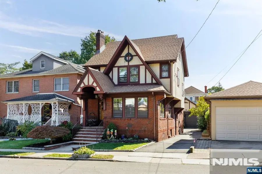 544 Highridge Avenue, Cliffside Park, NJ 07010 - #2