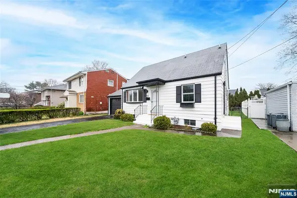 21 Mary Street, Lodi, NJ 07644