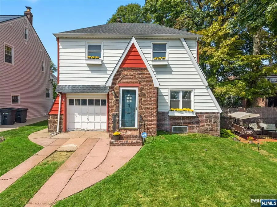 10 Sussex Road, Clifton, NJ 07012 - #3