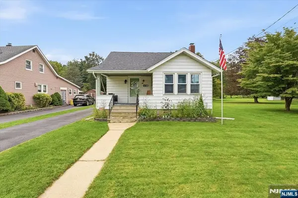 62 Ogden Avenue, Rockaway Boro, NJ 07866