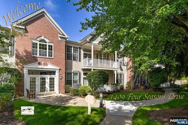 1409 Four Seasons Drive, Wayne, NJ 07470