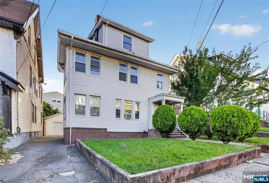 23-25 Leo Place, Newark, NJ 07108 - #2