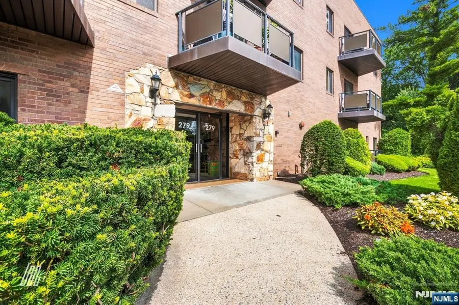 279 Clark Street A9, Hackensack, NJ 07601 - #2