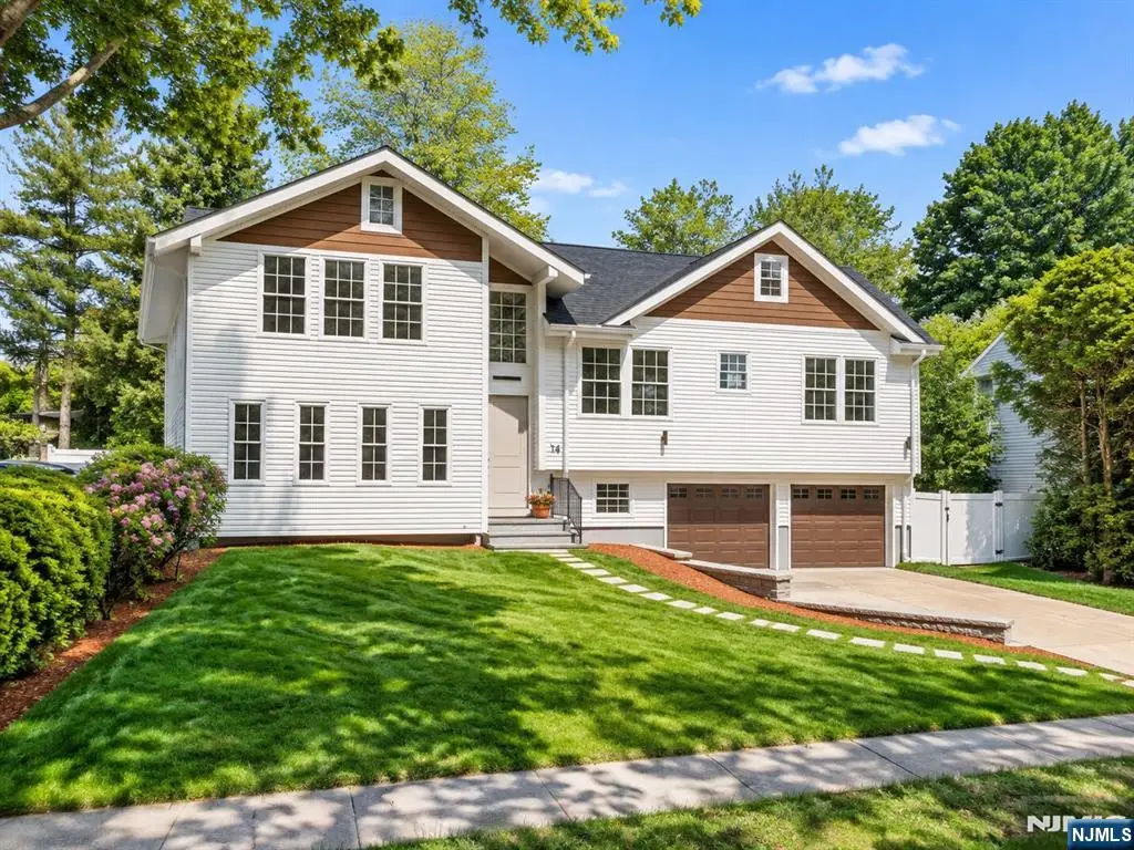 16 Coles Court, River Edge, NJ 07661 - #1