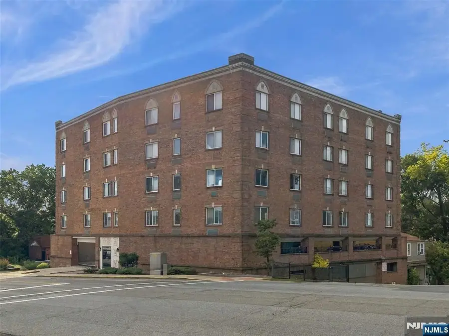 399 11th Street 206, Palisades Park, NJ 07650 - #2