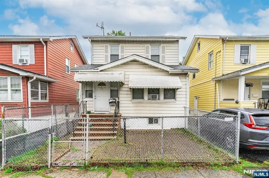 27 Philip Place, Irvington, NJ 07111 - #2