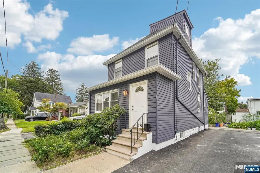 526 Faitoute Avenue, Roselle Park, NJ 07204 - #3