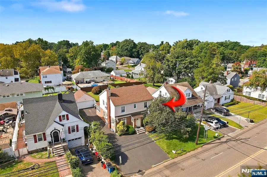 34 E Spring Valley Avenue, Maywood, NJ 07607 - #3