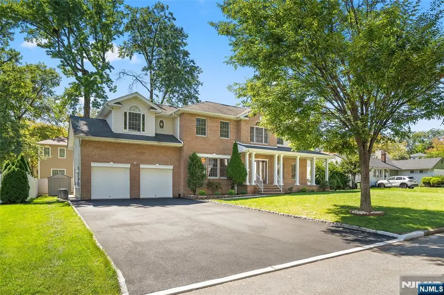 220 Concord Drive, Paramus, NJ 07652 - #2