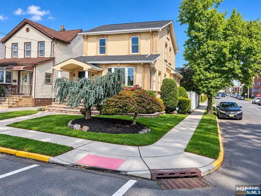 29 Devon Street, North Arlington, NJ 07031 - #3