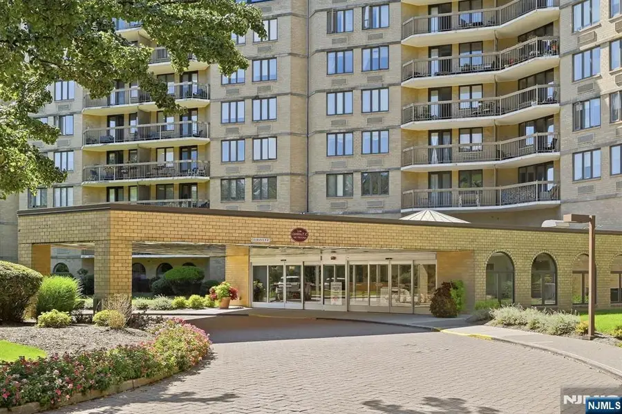 10 Smith Manor Boulevard, West Orange, NJ 07052 - #2