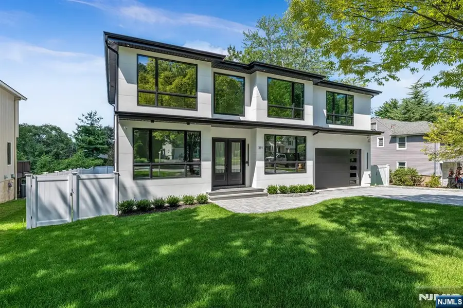 391 Burnet Place, Paramus, NJ 07652 - #2