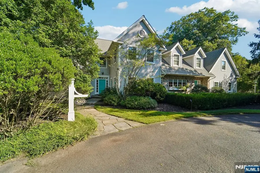 580 Brookside Avenue, Allendale, NJ 07401 - #3