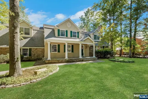 42 Warren Lane, Alpine, NJ 07620