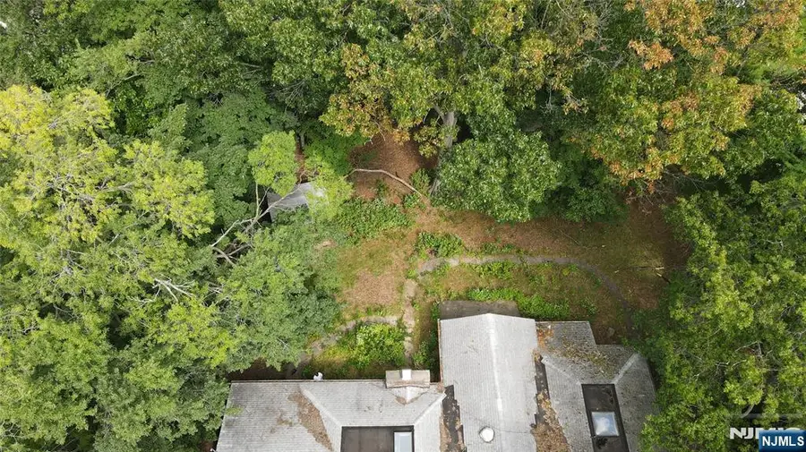 380 5th Court, River Edge, NJ 07661 - #3