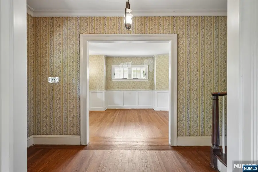 7 Tuxedo Road, Glen Ridge, NJ 07028 - #3